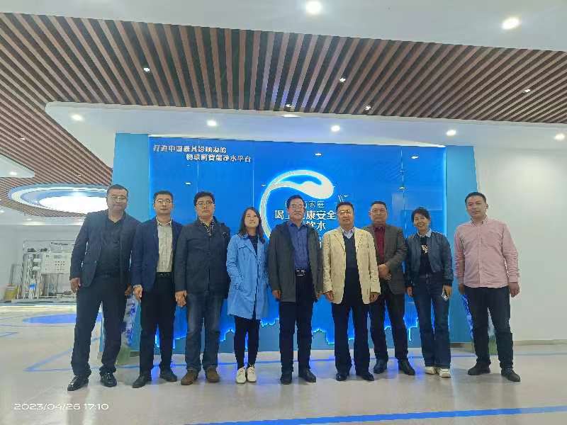 潍坊市奎文区信息产业协会赴潍坊市奎文区廿里堡街道商会开展学习交流活动(图4)