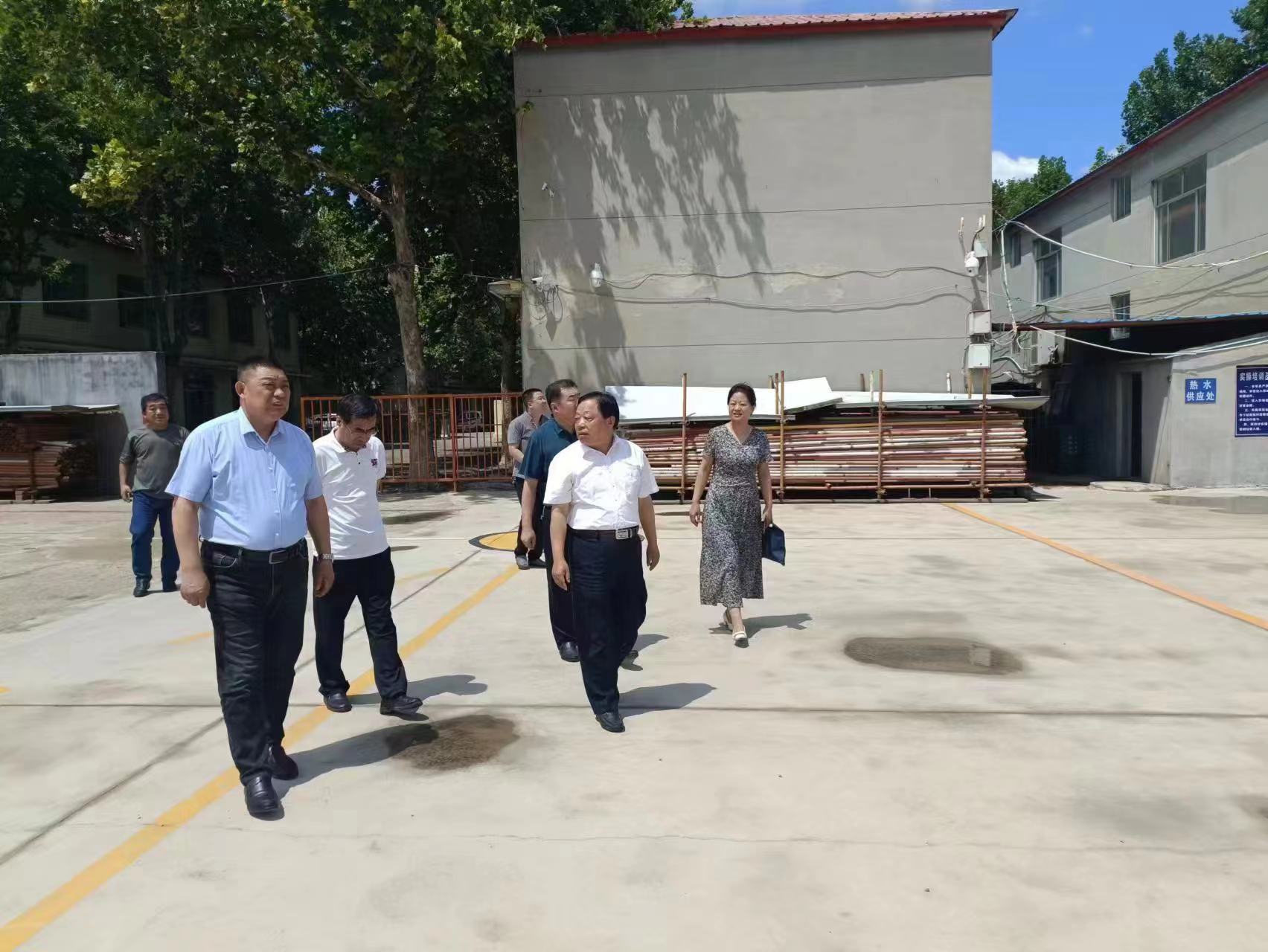 寿光市防水行业协会秘书长一行到潍坊市奎文信息产业协会交流